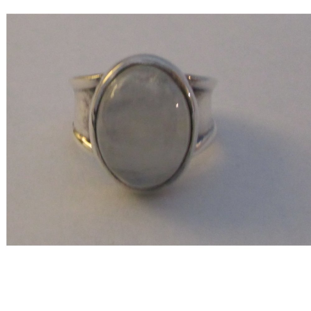 Moon Stone Silver Ring Sz 7